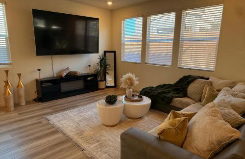 Your Beautiful 5Bd 3ba 2 Story Home Close to The Strip Near Durango Casino - Photo 11