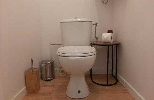 Grand T3 Lumineux - Balcon - 2 chambres - idéal familles & pros - Foto 16