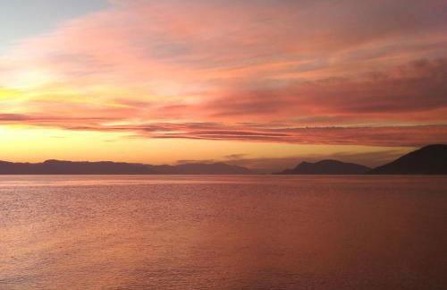 Mangata Seaside Hotel - Photo 31