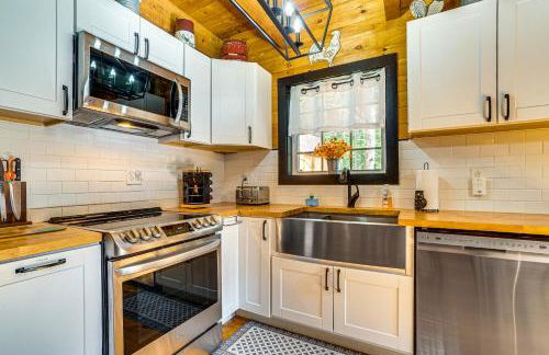 9 Mi to Lake Burton Cabin with Deck Near Helen - Foto 8