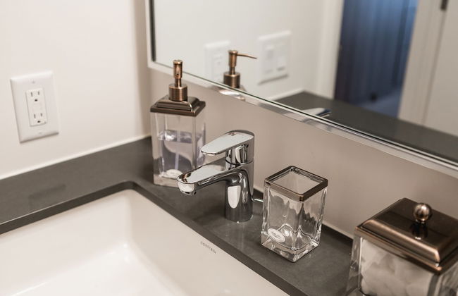 QuickStay - Enchantment in Yorkville - Yonge & Bloor - Photo 31