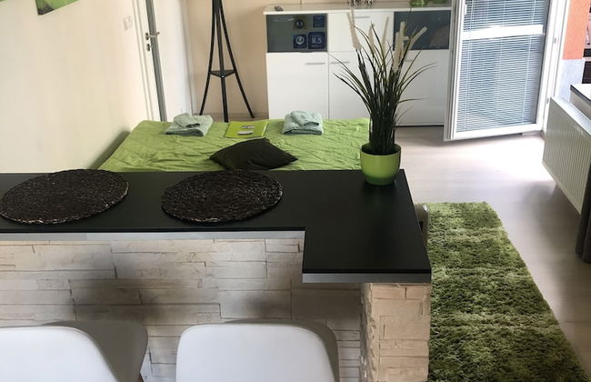 Bastien Studio near Airport - Foto 6