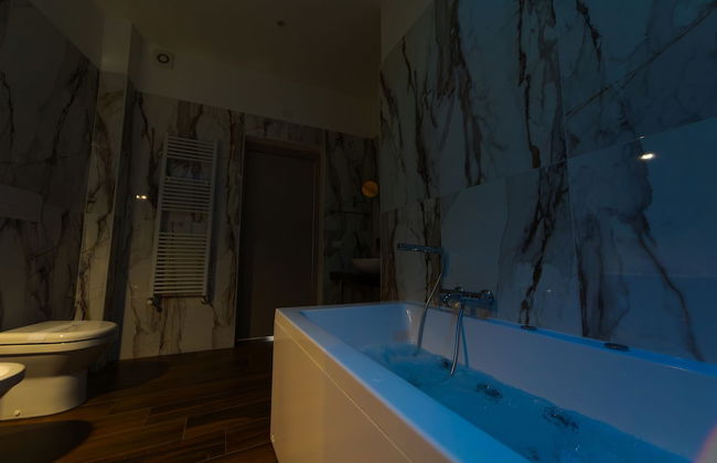 Serena Palace Superior Rooms - Photo 35