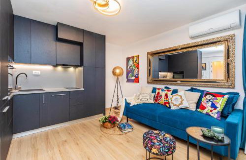 Perfect Downtown Apartment A217 - Photo 7