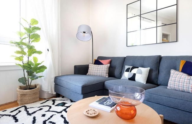 JOIVY Cosy Flat Next to Haymarket - Photo 10