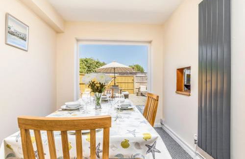 3 bedroom Cottage in the heart of beautiful Bosham - Pass the Keys - Foto 27