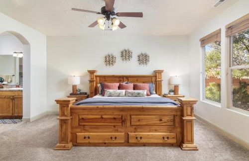 A super variety of games, golf carts, & unique decor near Zion National Park! - Foto 19