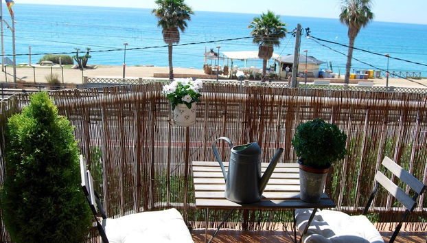 Panier en Osier · Panier en Osier · Charming apartment w/private terrace 2min from sea - Photo 2, Primary image