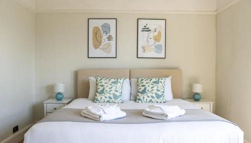 5 Bed Seaside Property with Garden , Parking and Games Room - Foto 2