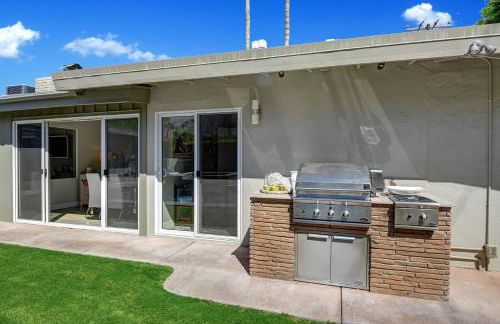 Ultra-Luxury- Resort Style Private Compound-Close to Everything- 3BD/2.5BA - Foto 12