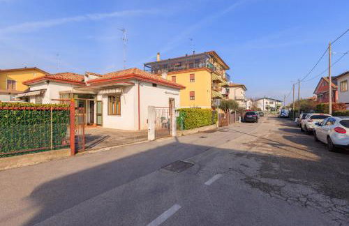 Gate3-MarcoPoloAirport-3 camere da letto-Wifi-Netflix-15' from Venice - Photo 28