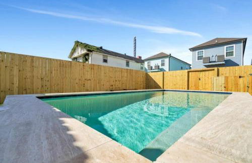 Mid-City 4BR w Pool & Balcony Near Streetcar & FQ - Foto 24
