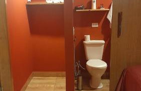 CHaLéS GuiGó, Refugio em meio a natureza - Photo 10