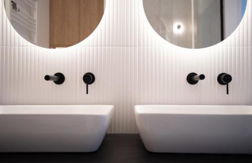 Marina Ostróda IV - super widok na jezioro, 10 m do wody, taras i balkon, winda, klima, garaż - Foto 33