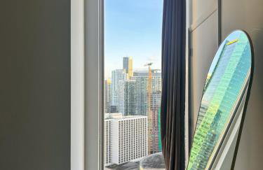 Elevated Elegance Luxe View Pool Free Parking - Foto 33