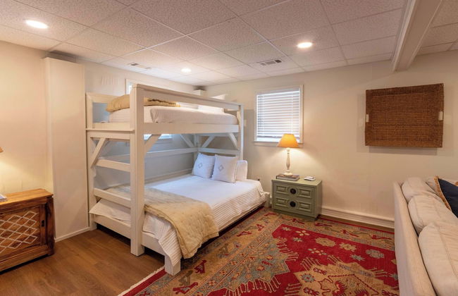 4 BR Sleeps 10 Near UGA & Downtown - Foto 6