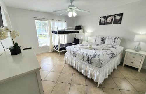 Orlando villa private pool/hot tub close to Disney - Foto 27