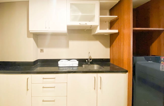 Comfy And Minimalist Studio At Marquis De Lafayette Apartment - Foto 7