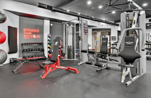 Worldcup Ready Beautifully Furnished One Bedroom Apartment in the Heart of West Village Dallas with Pool and Free Parking - Foto 27