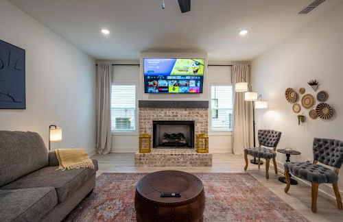 Modern Emerson retreat close to LakePoint Sports - Photo 7