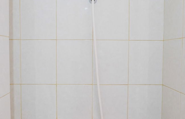 Comfortable and Fully Furnished Studio at Poris 88 Apartment - Foto 9