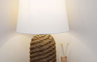 Charming cottage with hot tub & private garden - Photo 14