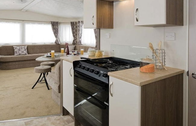 Stunning 4-bed Caravan in Mablethorpe Sleeps 10 - Foto 4