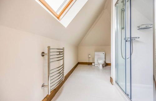 Charming Annexe Lodge with Parking - Pass The Keys - Foto 23