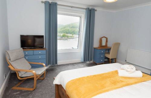 Large House in Looe, Near Beach and Bars with Great Views, Free Parking and Free Access to a Nearby Indoor Swimming Pool - Foto 18