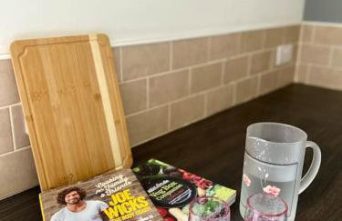 Rhubarb Retreat - Stylish House, Sleeps 5, 10 mins to Durham City & Parking & Garden - Foto 41