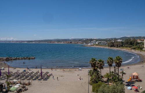 2060-Newly furnished 2 bedrooms apt with golf - Photo 38