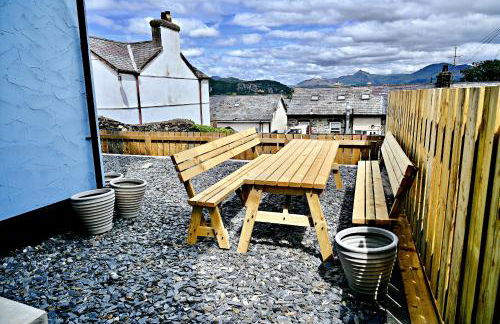 Porthmadog, Sleeps 11, 5 Bedrooms, 5 Bathrooms, Mountain Views - Photo 37
