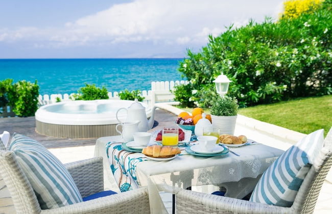 Neptune Sea House - Photo 21