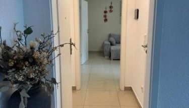 Moderne Erdgeschosswohnung und eigenem Garten für bis zu 4 Personen - Foto 2