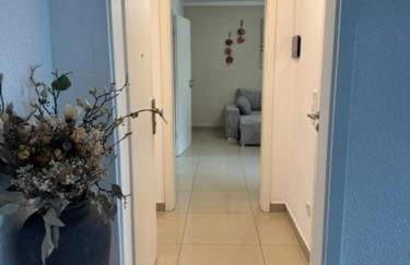 Moderne Erdgeschosswohnung und eigenem Garten für bis zu 4 Personen - Foto 2