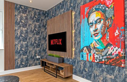 LUXURY AIRPORT SUITE, FREE Parking, FANTASTIC Location, Close To Airport, Train Station And Town Centre - Foto 22