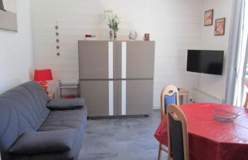 Studio cosy pour 4 personnes avec balcon et parking à 250m des remontées mécaniques - FR-1-676-15 - Foto 1