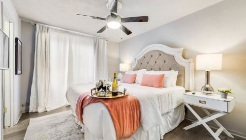 Spacious Dallas 2BR Poolside Escape - Foto 3