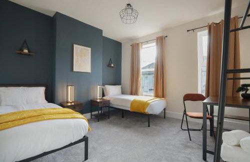 3-Bed Home Perfect for Exploring Nottingham & Derby - Foto 14