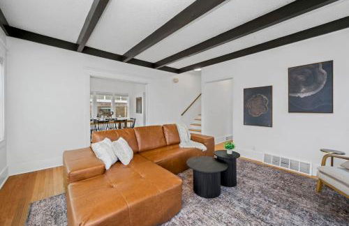 Campus Corner Retreat Two King Beds and Dog Friendly - Foto 4