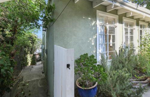 Silver Lake Cozy Getaway - Photo 51