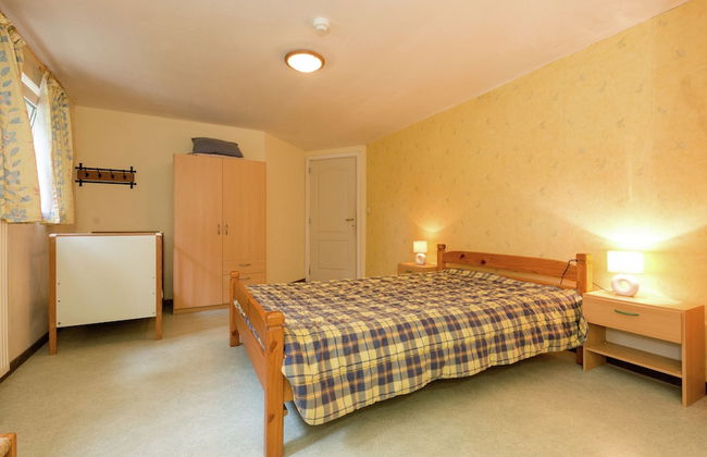 Glorious Holiday Home in Wéris with Hot Tub - Photo 6