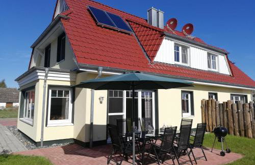 Ferienhäuser Hühnergott und Kranichnest, Sauna, Kamin und Garten - Foto 4