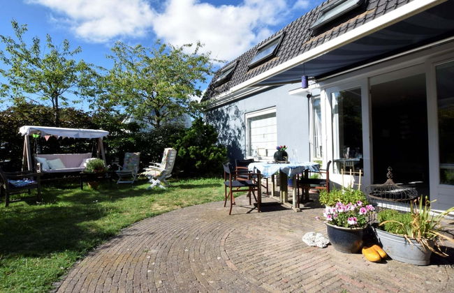 Relax in Your Holiday Home With Sauna, Near the Beach of Noordwijk - Foto 1