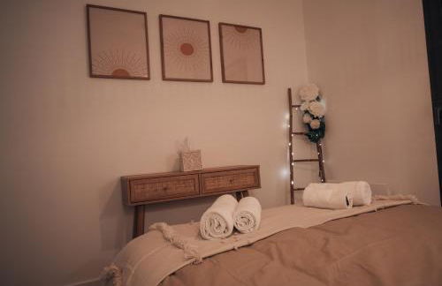 Le Terra Cholet - T2 Centre - Terrasse - Parking - 25 min Puy duFou - Foto 12