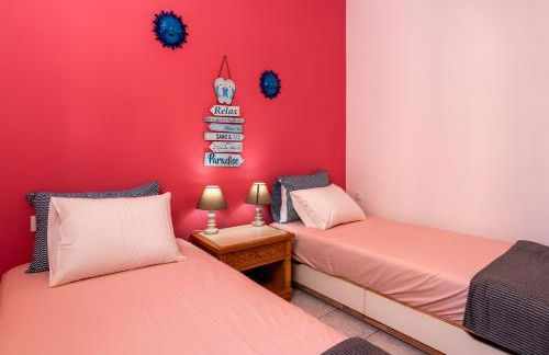 Erestos - House near beach - Photo 9