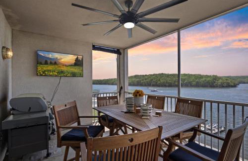 Modern Decor, Views, Grill, Workstation, Boat + 2 PWC Slips & Resort-Style Amenities - Foto 10