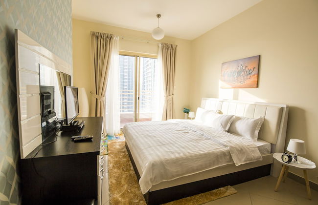 Deluxe Apartment with Lake View - Photo 5