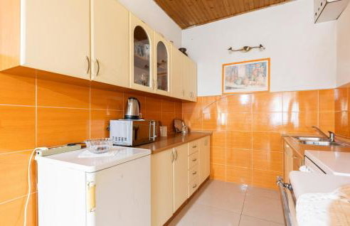 4 Bedroom Gorgeous Home In Gornja Brela - Foto 5