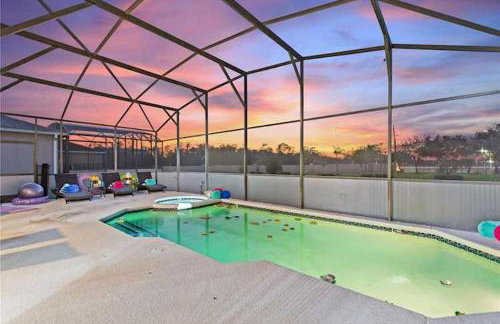 4Br Pool Villa, Near Disney - Gated Resort! - Foto 1